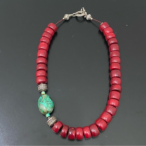 Handcrafted Red Coral & Turquoise Bali Toggle Clasp 17” Chunky Necklace 113g - Picture 5 of 15